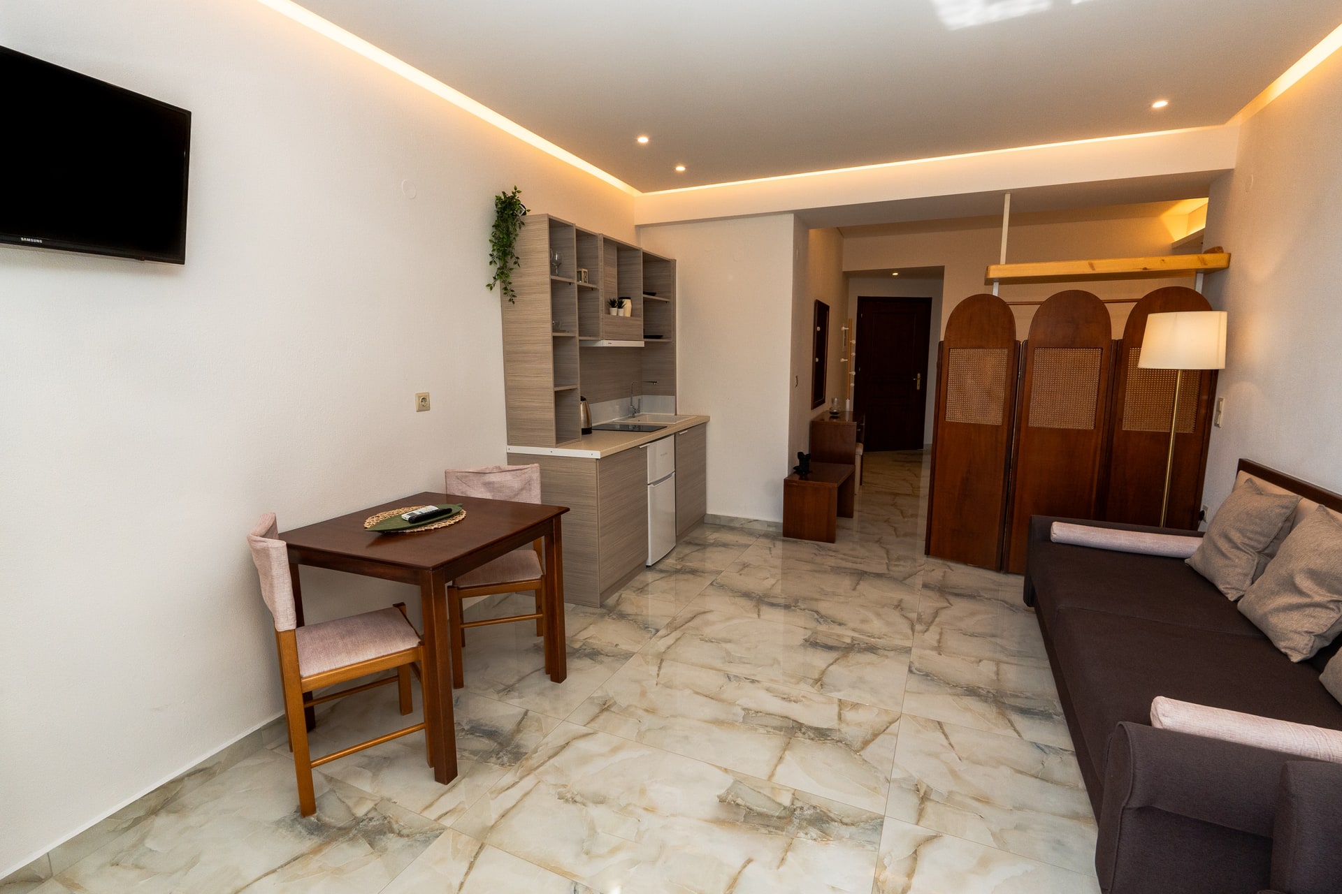 Quadruple studio ground floor