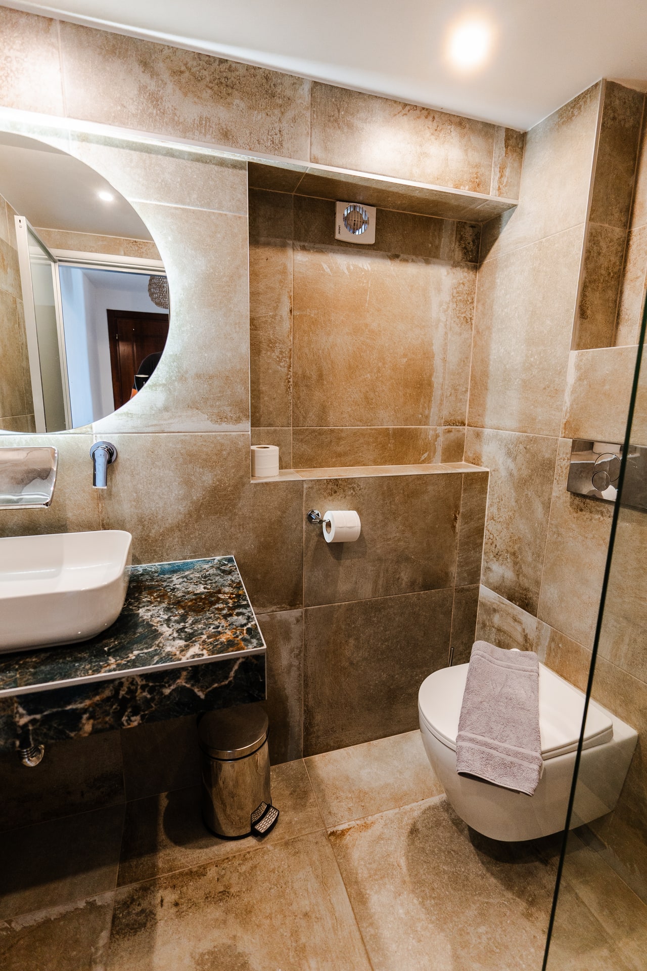 Quadruple studio upper floor